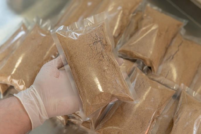 Antistatic additives improve PE and PP food packaging performance